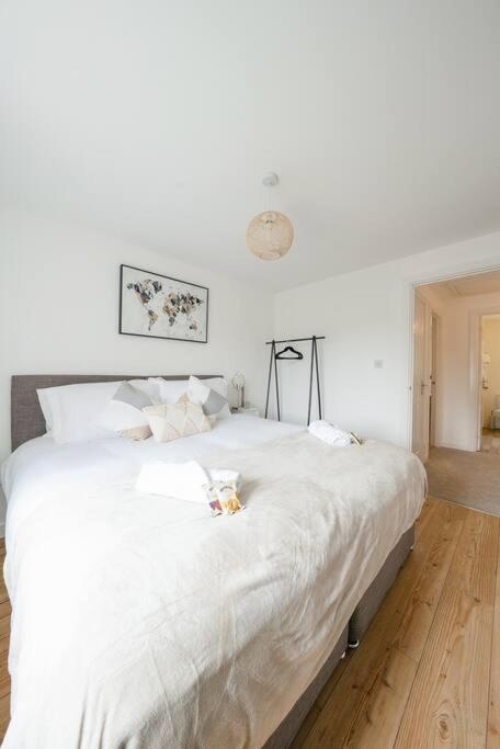 Stylish 2-Bed Home - For Company Contractor And Leisure Stays - Nec, Airport, Hs2, Contractors, Resort World Birmingham Zewnętrze zdjęcie