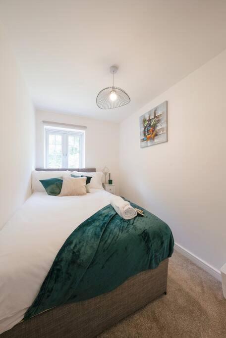 Stylish 2-Bed Home - For Company Contractor And Leisure Stays - Nec, Airport, Hs2, Contractors, Resort World Birmingham Zewnętrze zdjęcie